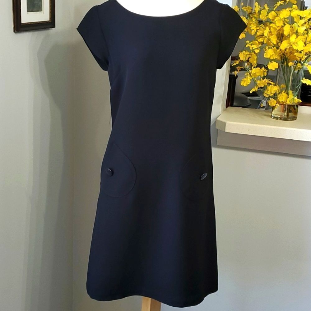 K Dress, classic black, shift style. Animal print in side.‎ Sz 6. adorable dress